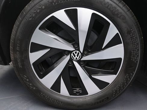 Used 2023 Volkswagen ID.4 Pro RWD image 28