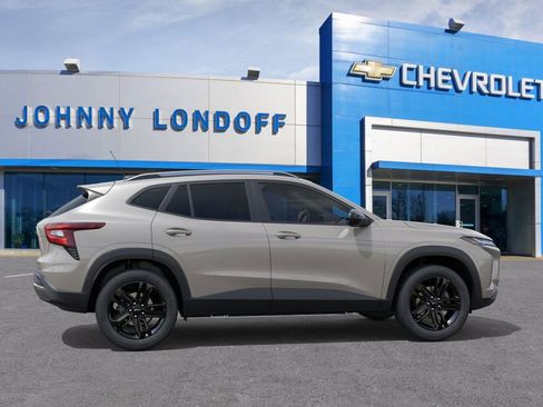 New 2026 Chevrolet Trax ACTIV w/ Sunroof Package image 5