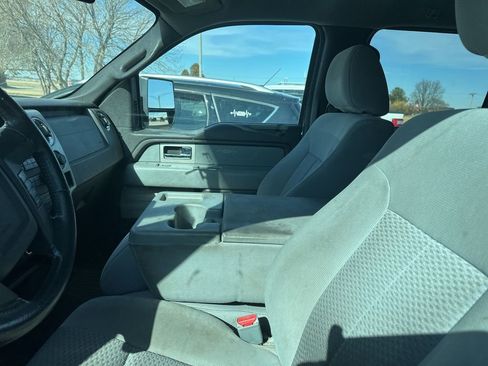 Used 2011 Ford F150 XLT w/ XLT Chrome Pkg image 17