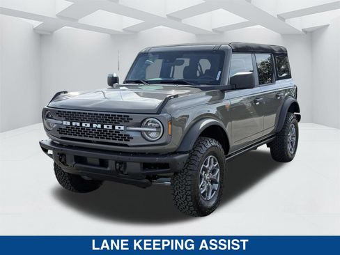 New 2025 Ford Bronco Badlands AWD/4WD image 9