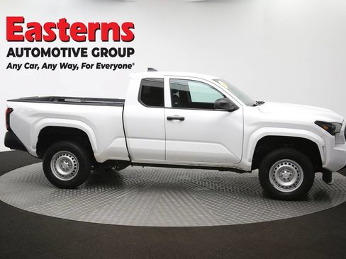 Used 2024 Toyota Tacoma SR RWD image 42