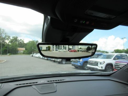 New 2026 Buick Enclave Preferred w/ Power Package image 25