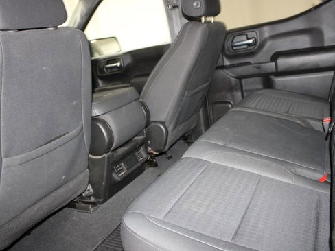 Used 2023 Chevrolet Silverado 1500 Custom image 23