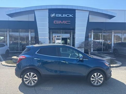 Used 2019 Buick Encore Preferred w/ Safety Package AWD/4WD image 32