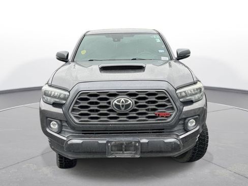 Used 2021 Toyota Tacoma TRD Sport image 3