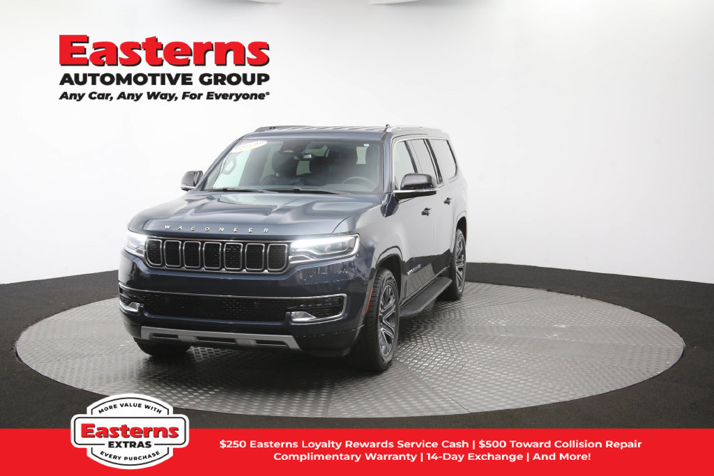 Used 2024 Jeep Wagoneer L Series II w/ Flexible Seating Group RWD image 61