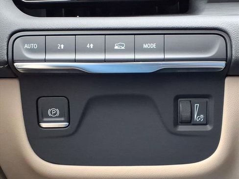 Certified 2023 Cadillac Escalade Premium Luxury image 26