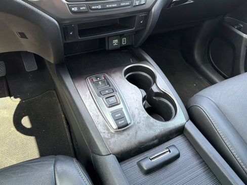 Used 2021 Honda Pilot EX-L image 19