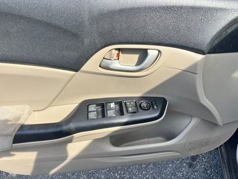Used 2012 Honda Civic LX image 12