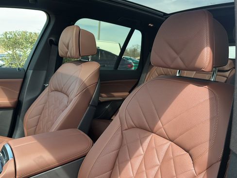 New 2026 BMW X5 sDrive40i w/ M Sport Package image 11