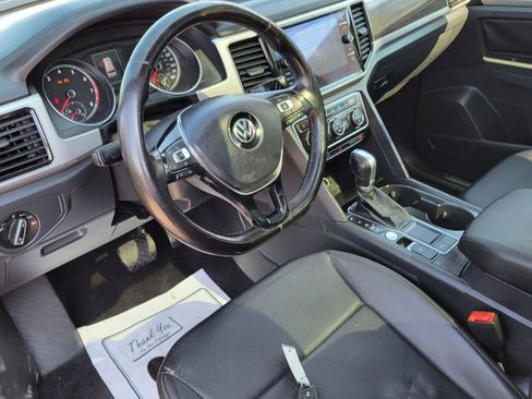 Used 2018 Volkswagen Atlas SEL FWD image 17