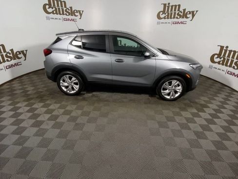 Used 2024 Buick Encore GX Preferred FWD image 9