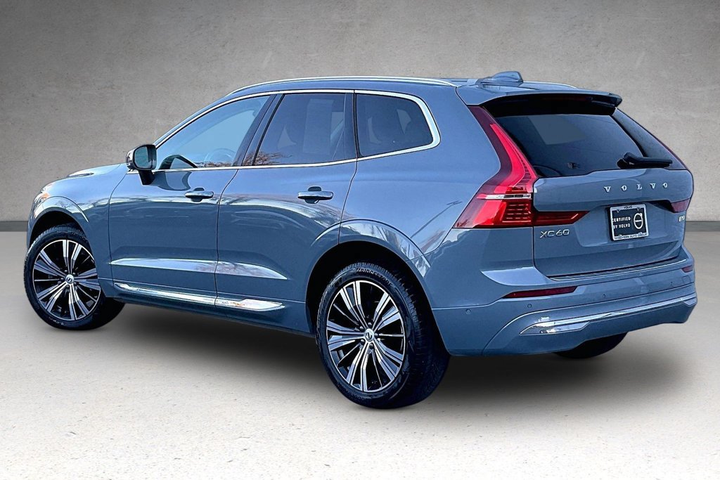 Used 2023 Volvo XC60 B5 Plus AWD/4WD image 4
