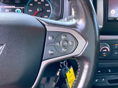 Used 2018 Chevrolet Colorado Z71 AWD/4WD image 24