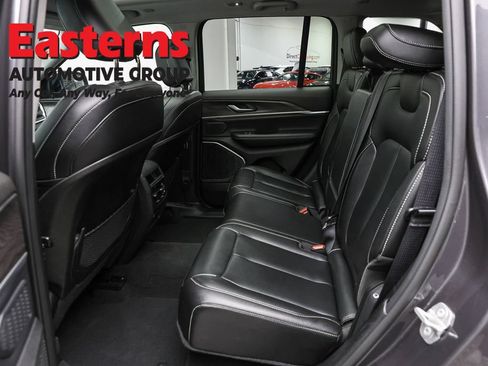 Used 2024 Jeep Grand Cherokee Limited 4xe AWD/4WD image 24