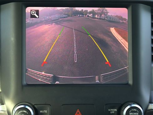 Used 2019 RAM 1500 Big Horn image 14