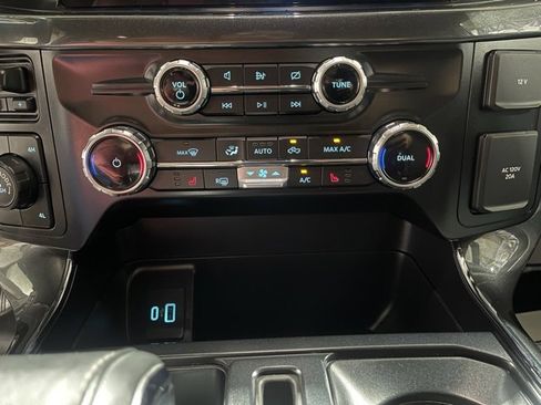 Used 2022 Ford F150 XLT w/ Equipment Group 302A High image 15