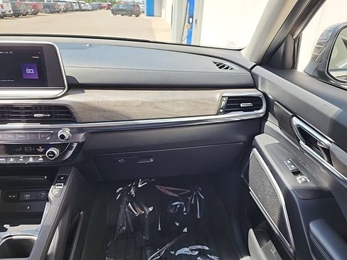 Used 2022 Kia Telluride EX w/ EX Premium Package AWD/4WD image 21