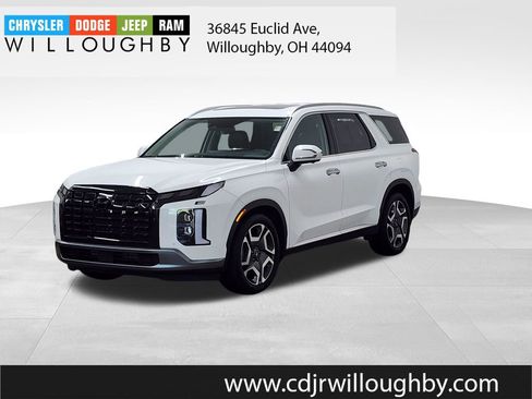 Used 2023 Hyundai Palisade Limited AWD/4WD image 1