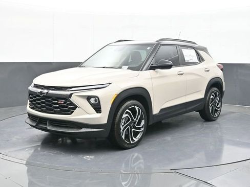 New 2026 Chevrolet TrailBlazer RS FWD image 3