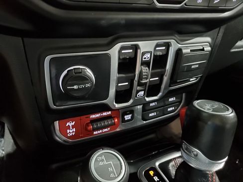 Used 2020 Jeep Wrangler Unlimited Rubicon image 34