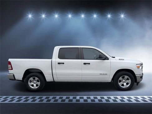 Used 2023 RAM 1500 Big Horn image 2