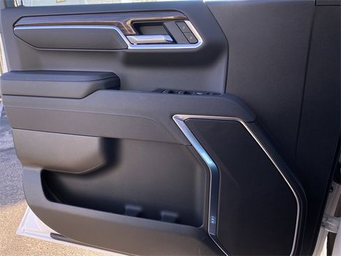 New 2026 Chevrolet Silverado 1500 LT w/ LPO, Liner Protection Package image 22