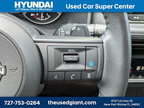 Used 2024 Nissan Rogue SV w/ SV Premium Package AWD/4WD image 35
