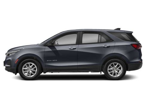 Used 2022 Chevrolet Equinox LS image 3