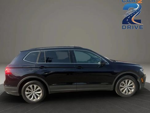 Used 2019 Volkswagen Tiguan SE w/ Panoramic Sunroof Package AWD/4WD image 5