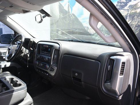 Used 2017 Chevrolet Silverado 1500 LTZ Z71 w/ Midnight Edition AWD/4WD image 24