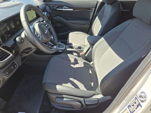 New 2026 Kia Seltos S image 6