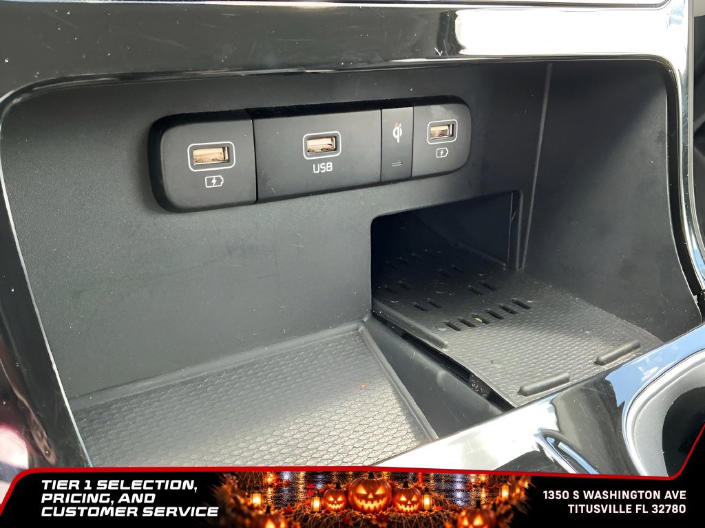 Used 2024 Kia Carnival EX FWD image 28