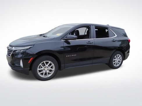 Used 2022 Chevrolet Equinox LT image 2