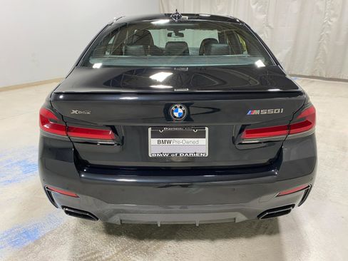 Used 2021 BMW M550i xDrive w/ Executive Package image 7