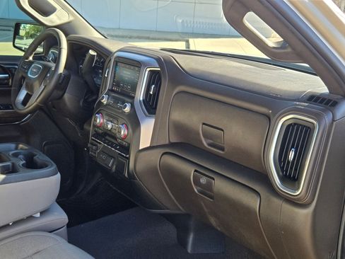 Certified 2022 GMC Sierra 1500 SLE image 29