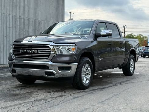 Used 2024 RAM 1500 Laramie AWD/4WD image 11