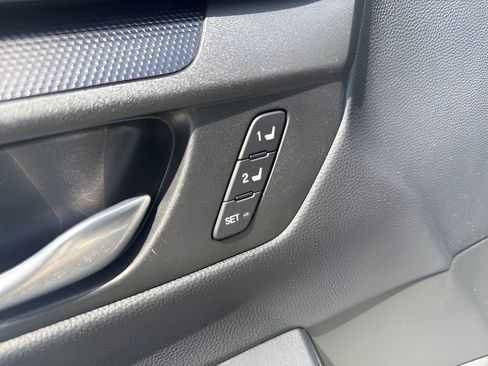 Used 2024 Honda CR-V Sport-L image 11