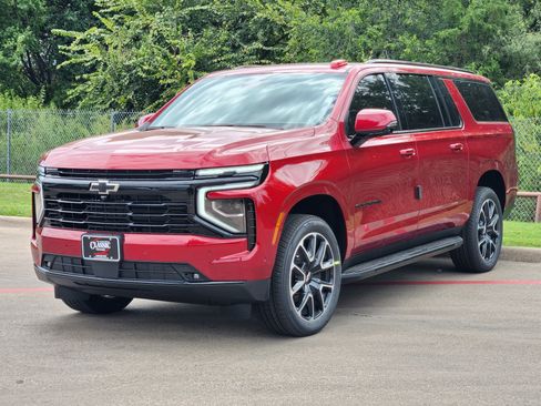 New 2026 Chevrolet Suburban RST w/ RST Capability Package image 3