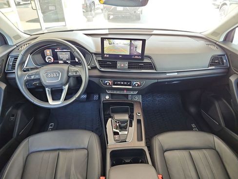 Used 2021 Audi Q5 2.0T Premium Plus w/ Premium Plus Package AWD/4WD image 9