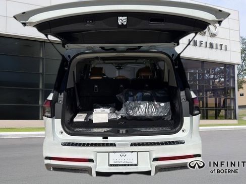 New 2026 INFINITI QX80 Luxe image 41