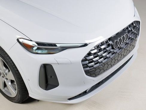 New 2025 Audi Q5 2.0T Premium Plus image 30