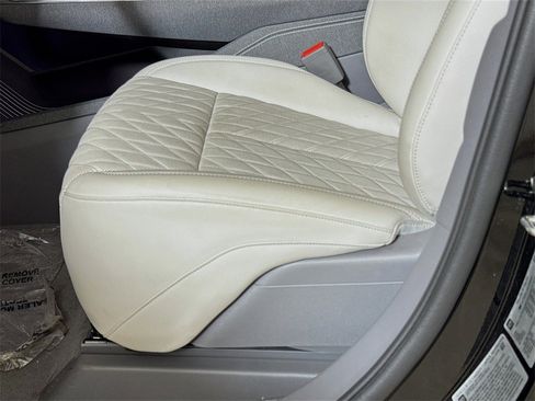 New 2025 Cadillac Escalade IQ Sport 1 w/ Smart Trailering package image 17