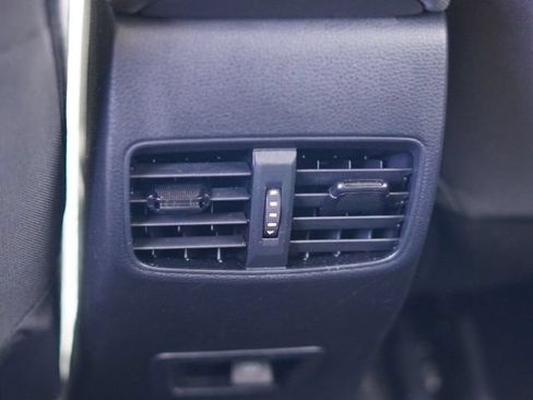 Used 2022 Toyota Corolla Cross LE w/ Moonroof Package FWD image 33