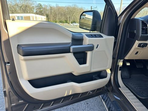 Used 2015 Ford F150 XLT w/ Equipment Group 301A Mid image 16