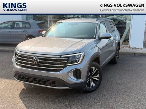 Certified 2024 Volkswagen Atlas SE AWD/4WD image 1