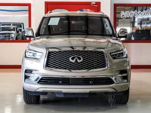 Used 2019 INFINITI QX80 Luxe w/ Proactive Package image 9