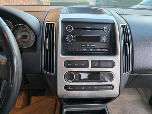 Used 2009 Ford Edge Limited image 12
