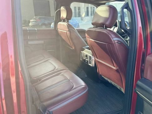 Used 2018 Ford F150 Platinum w/ Equipment Group 701A Luxury image 12