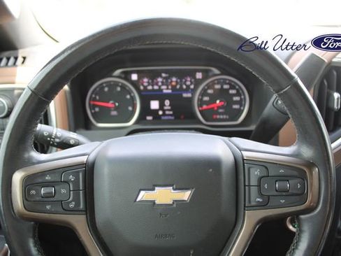 Used 2022 Chevrolet Silverado 3500 High Country AWD/4WD image 10